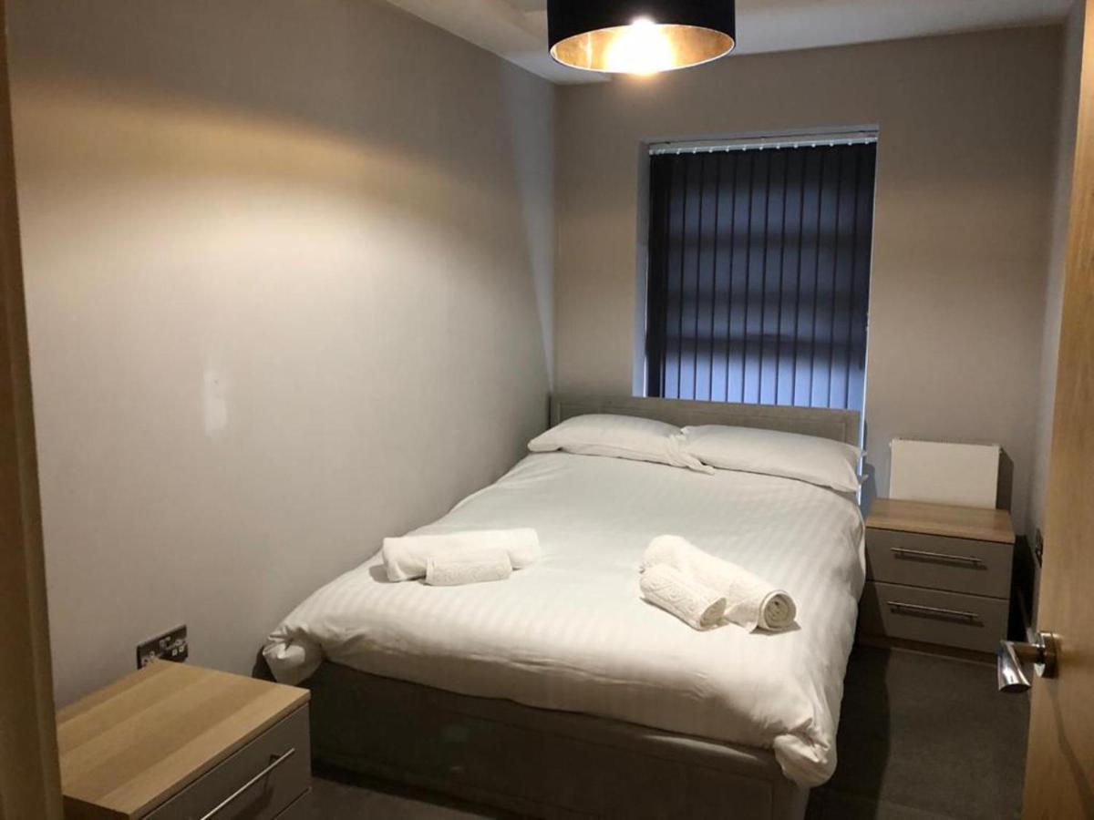 Charming 2-Bed Apartment In Christchurch Christchurch  Dış mekan fotoğraf