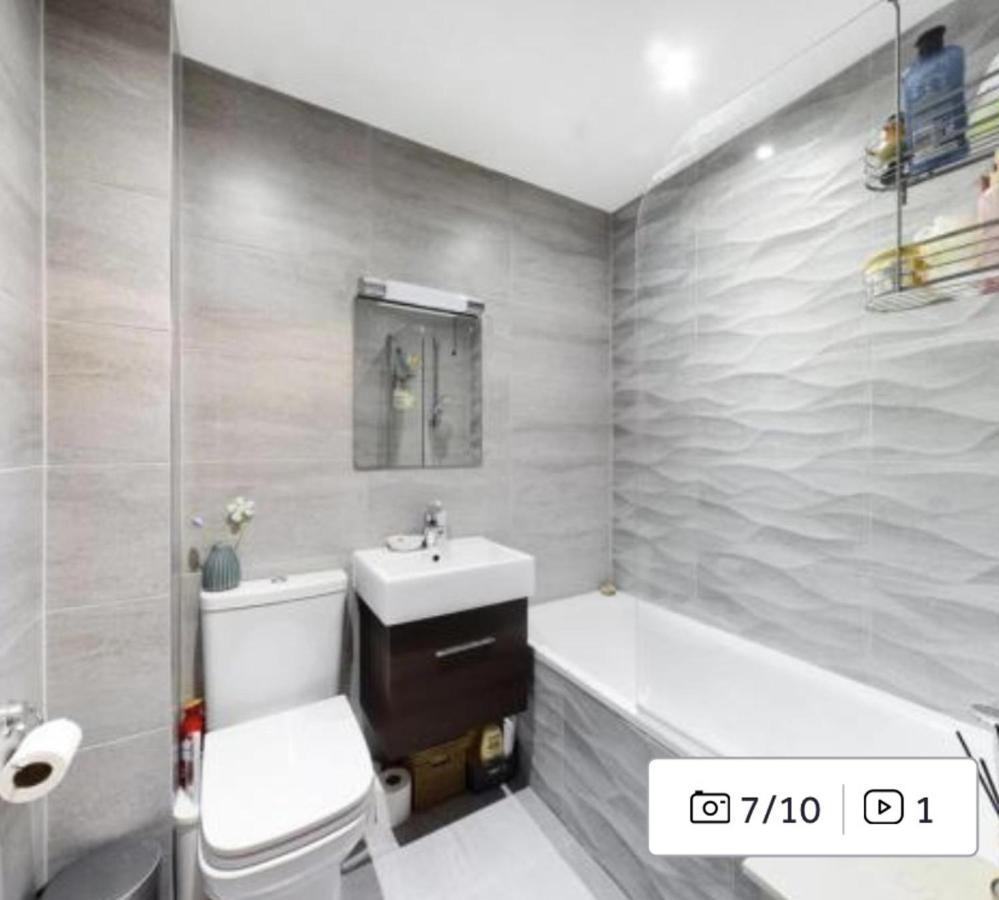Charming 2-Bed Apartment In Christchurch Christchurch  Dış mekan fotoğraf